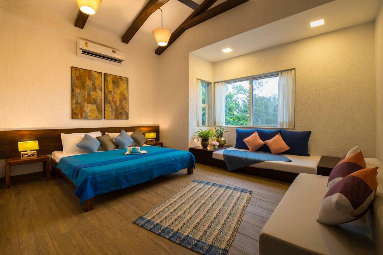 El Lodge By Stayvista - Pool, Lawn, And A Charming Gazebo For Your Perfect Getaway Lonavala Ngoại thất bức ảnh